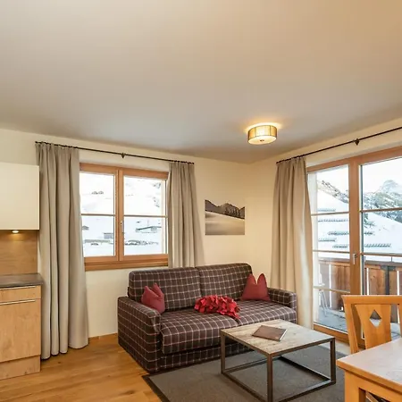 Alphus Apartment